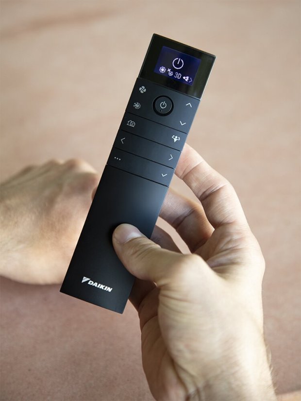 Daikin Emura New 3,5 kW - čierna matná